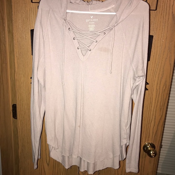 American Eagle Outfitters Tops - Light Weight Hoodie